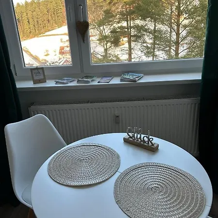 Uber Den Dachern - Modernes Appartement, Pool * バイアースブロン